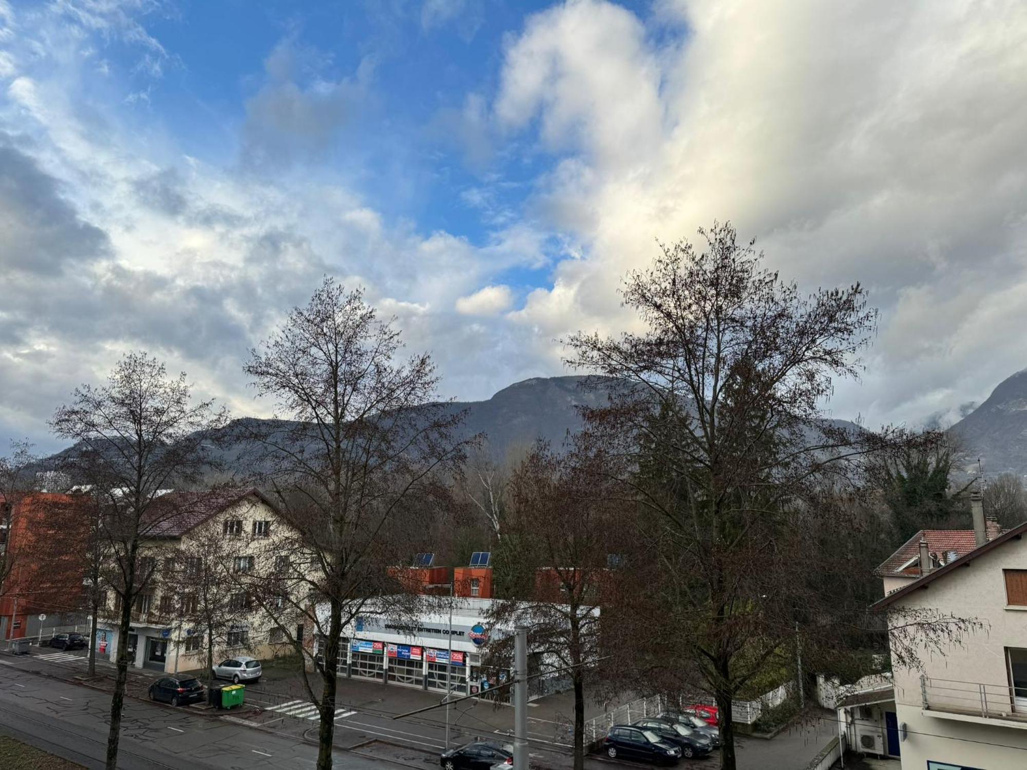 Appartement Proche Grenoble Centre Et Campus Saint-Martin-dʼHères Kültér fotó