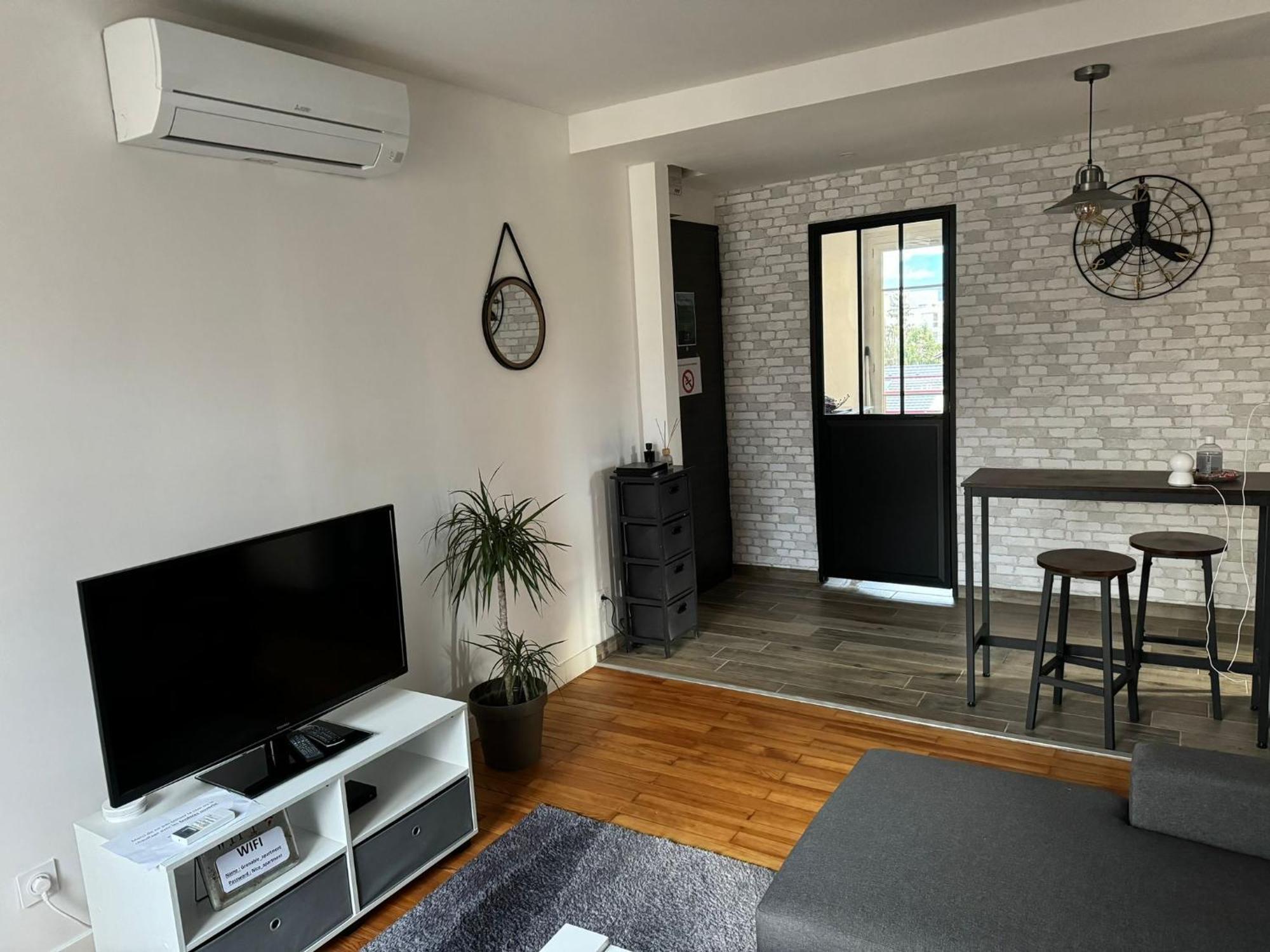 Appartement Proche Grenoble Centre Et Campus Saint-Martin-dʼHères Kültér fotó
